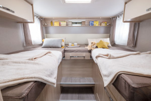 Camping-car-integral-lit-jumeaux-WINCESTER-70-LJG-Florium-Wincester