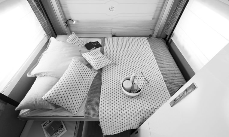 Camping Car Avec Salon Arriere Fleurette Discover 75LOFT Salon3