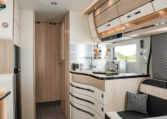 Camping Car Salon Arriere Florium Wincester 75LOFT Cuisine