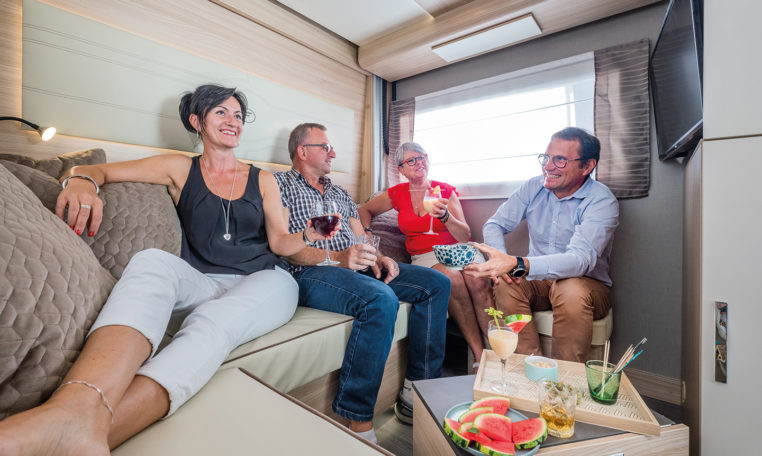 Camping Car Salon Arriere Florium Wincester 75LOFT - maxi Salon